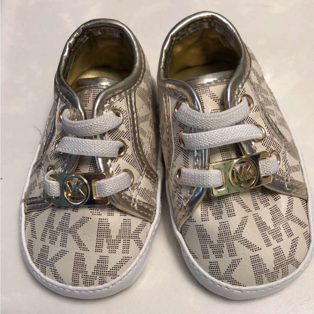 MICHAEL Michael Kors Baby Borium Crib Shoes (Infant)